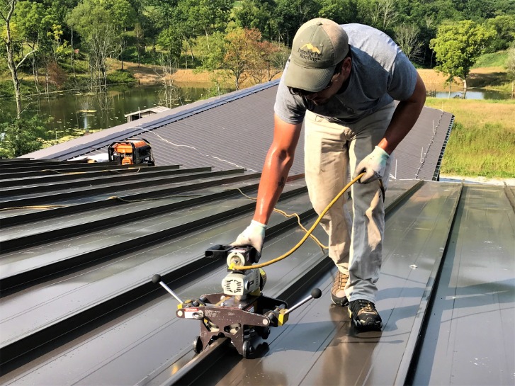 Step-by-Step Guide for How to Repair an Asphalt Roof